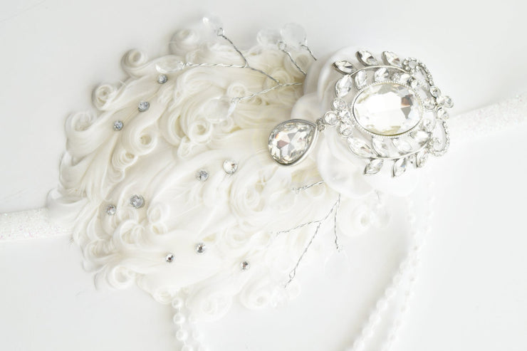 Handcrafted Roaring 20's White Fancy Feather Headband