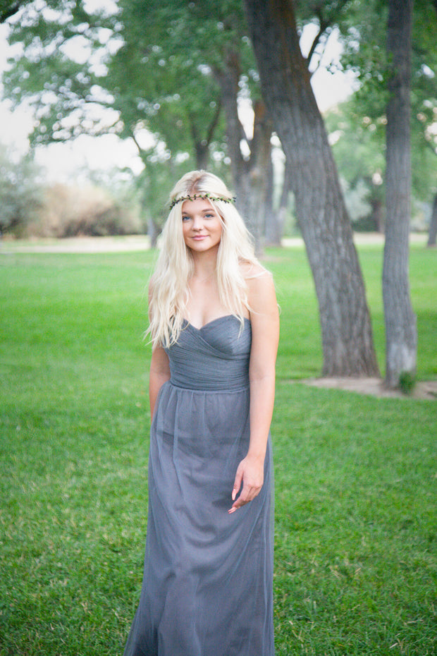 Handcrafted Black and Green Simple Crown
